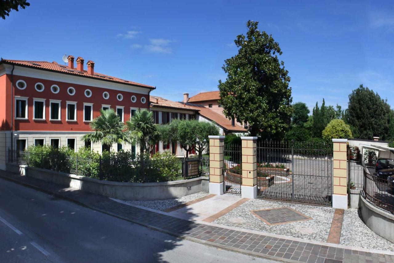 Villa Tiziano ResidenceRosà エクステリア 写真